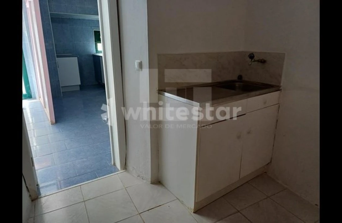 Moradia T3 para Venda em Nossa Senhora da Expectação Foto 5