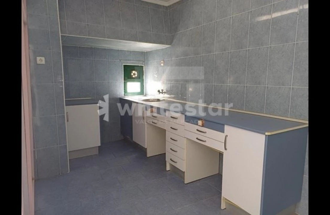 Moradia T3 para Venda em Nossa Senhora da Expectação Foto 6