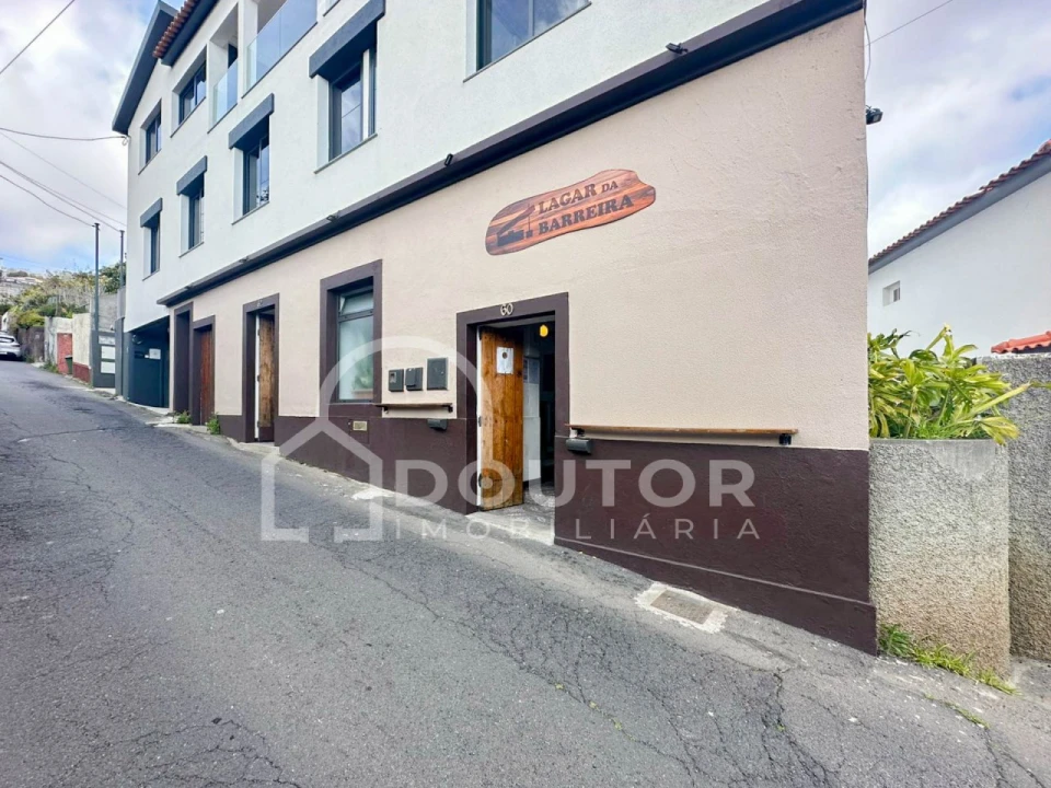 Negócio para Arrendamento em Santo Antonio Foto 1