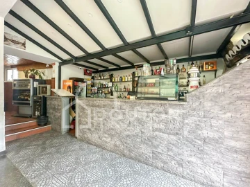 Negócio para Arrendamento em Santo Antonio