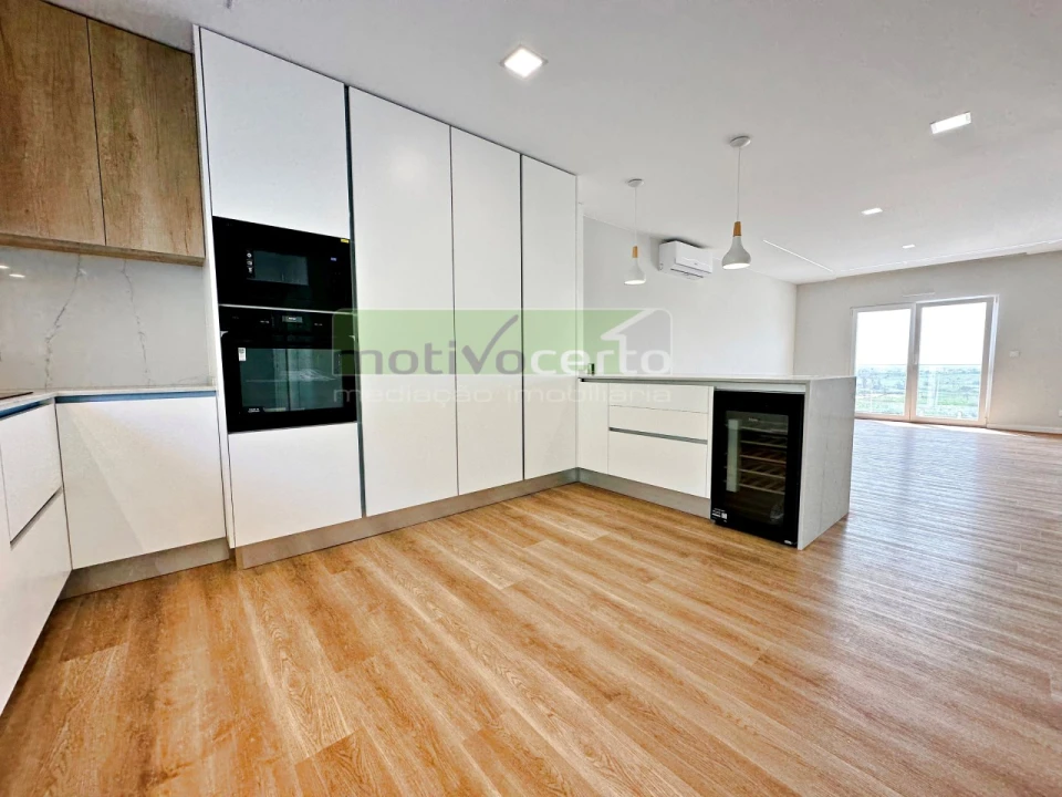 Moradia T3 para Venda em Almargem do Bispo, Pêro Pinheiro e Montelavar Foto 2