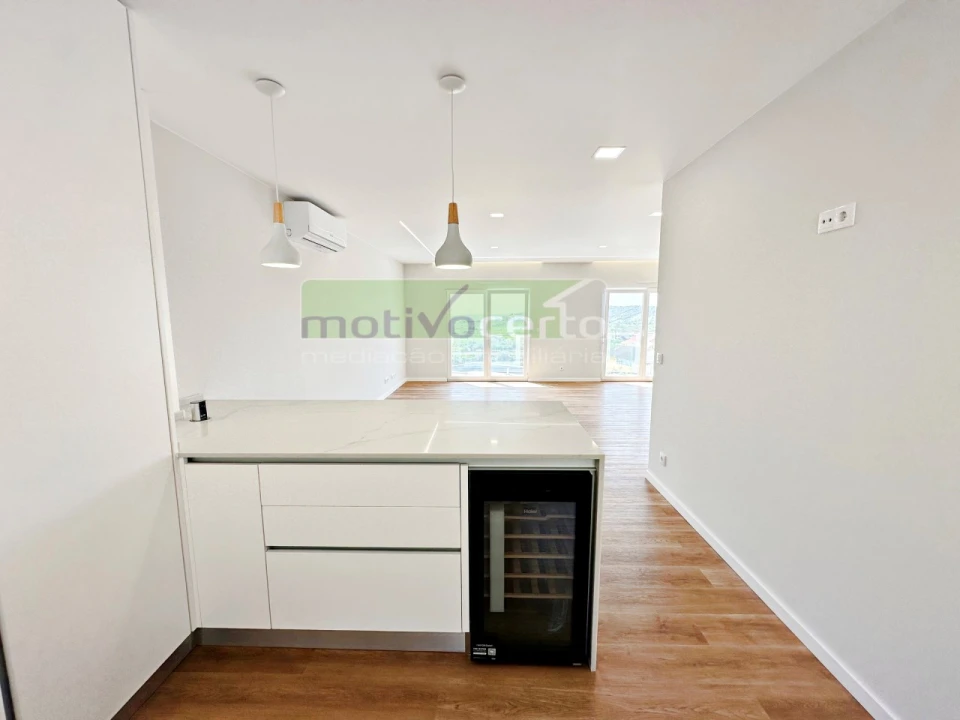 Moradia T3 para Venda em Almargem do Bispo, Pêro Pinheiro e Montelavar Foto 9