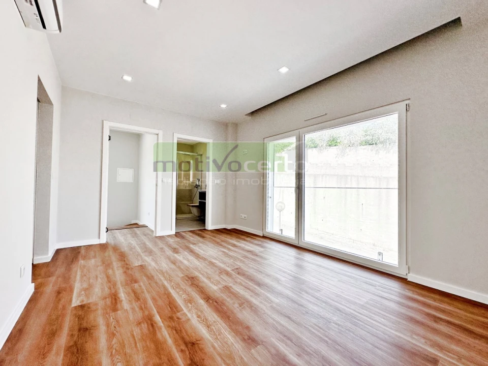 Moradia T3 para Venda em Almargem do Bispo, Pêro Pinheiro e Montelavar Foto 17