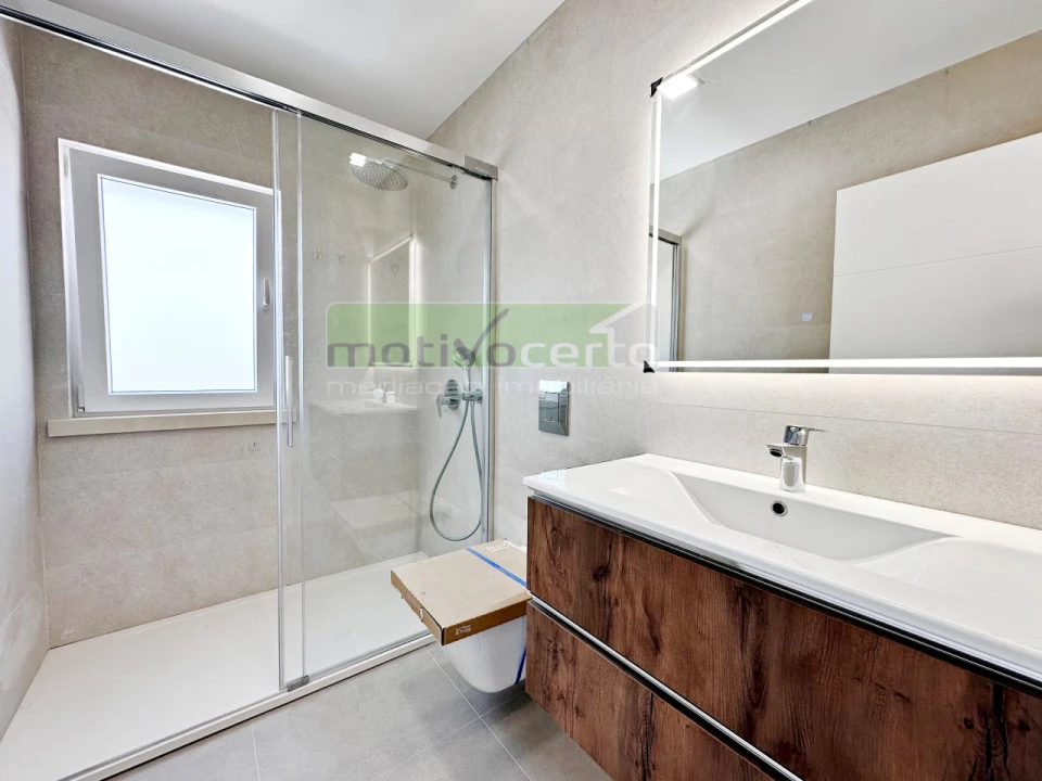 Moradia T3 para Venda em Almargem do Bispo, Pêro Pinheiro e Montelavar Foto 22