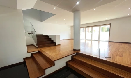 Moradia T4 para Venda em Perafita, Lavra e Santa Cruz do Bispo