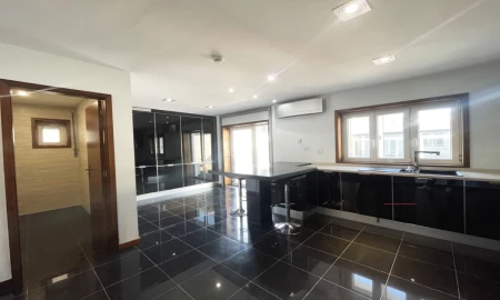 Moradia T4 para Venda em Perafita, Lavra e Santa Cruz do Bispo