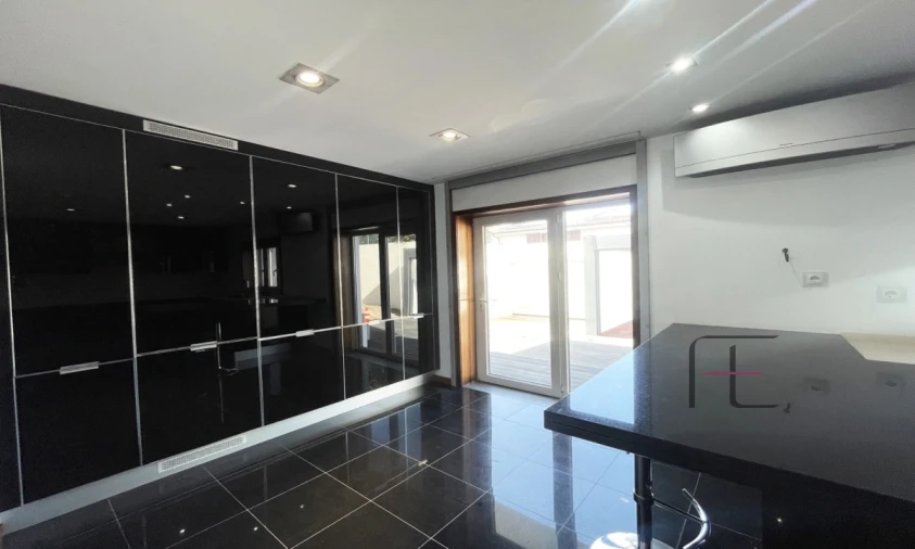 Moradia T4 para Venda em Perafita, Lavra e Santa Cruz do Bispo Foto 15