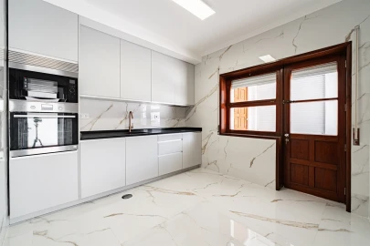 Moradia T6 para Arrendamento em Cidade da Maia