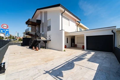 Moradia T6 para Arrendamento em Cidade da Maia