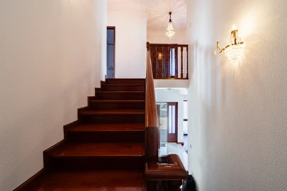 Moradia T6 para Arrendamento em Cidade da Maia