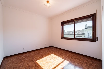 Moradia T6 para Arrendamento em Cidade da Maia