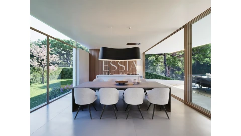 Moradia T5 para Venda em Almancil