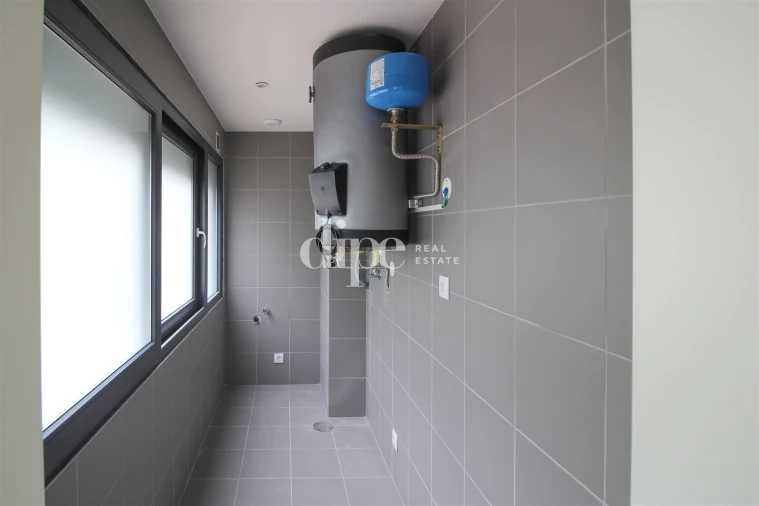 Apartamento T1 para Arrendamento em Candoso Santiago e Mascotelos Foto 9