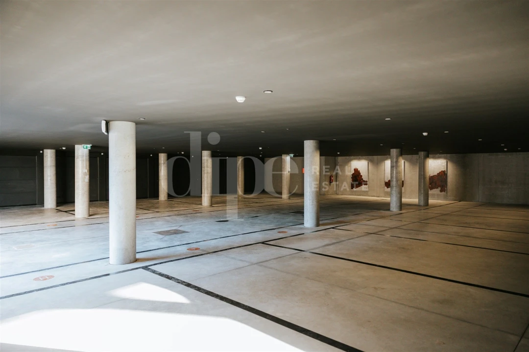 Apartamento T2 para Venda em Creixomil Foto 22