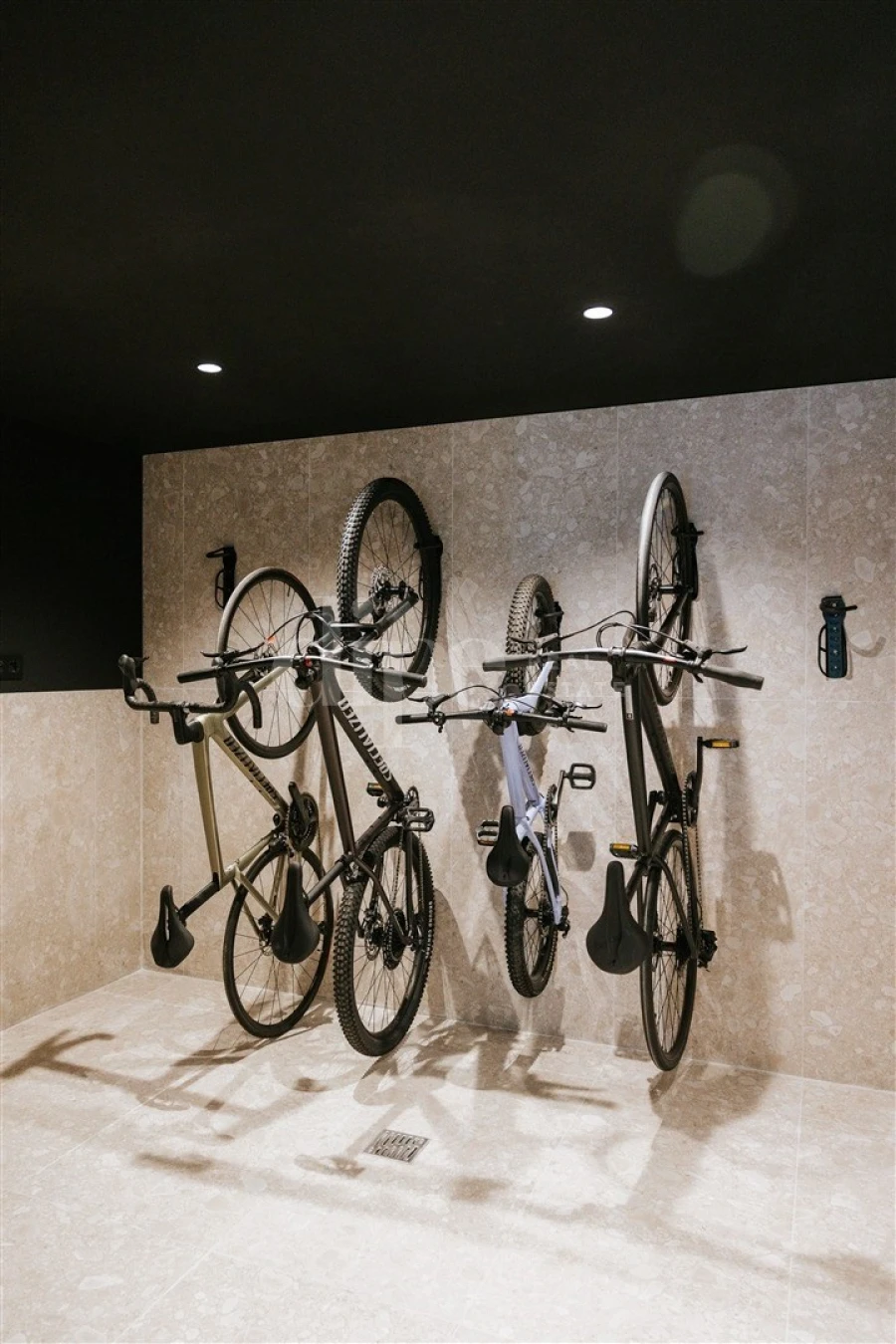 Apartamento T2 para Venda em Creixomil Foto 23