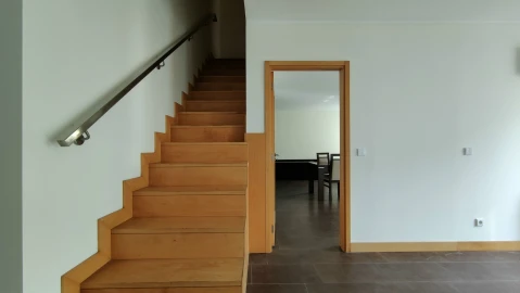 Apartamento T2 para Arrendamento em Glória e Vera Cruz