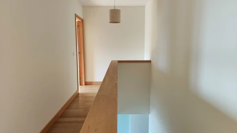 Apartamento T2 para Arrendamento em Glória e Vera Cruz