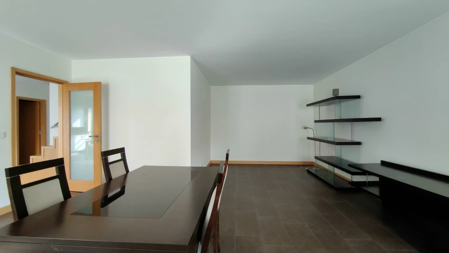 Apartamento T2 para Arrendamento em Glória e Vera Cruz Foto 6