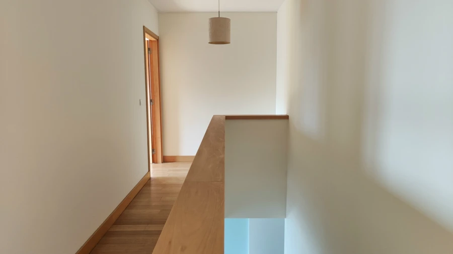 Apartamento T2 para Arrendamento em Glória e Vera Cruz Foto 9