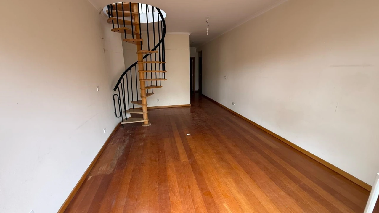Apartamento T1 para Venda em Funchal (São Pedro) Foto 4