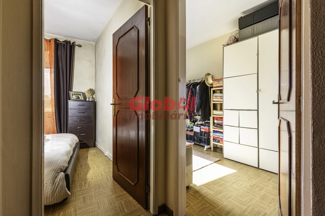 Moradia T3 para Venda em Orgens Foto 8