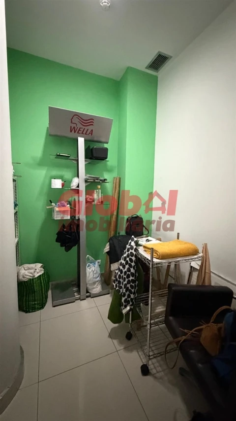 Loja para Venda em Barreiros e Cepões