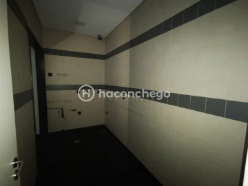 Escritório para Arrendamento em Lijo