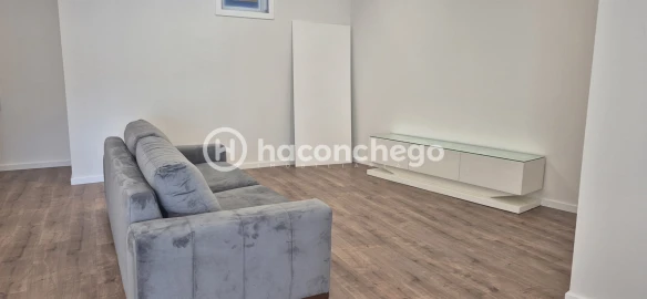 Apartamento T2 para Arrendamento em Barcelos, V.Boa, V.Frescainha