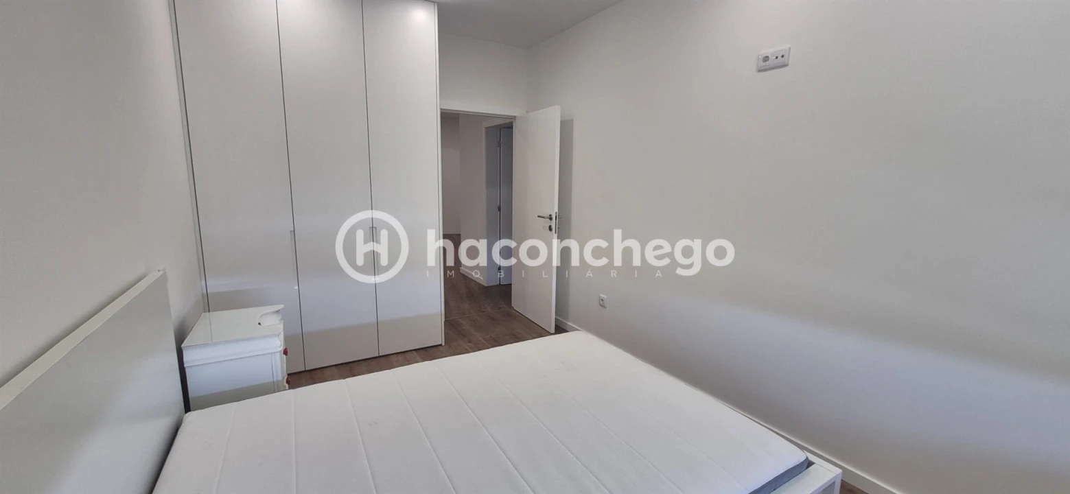 Apartamento T2 para Arrendamento em Barcelos, V.Boa, V.Frescainha Foto 12