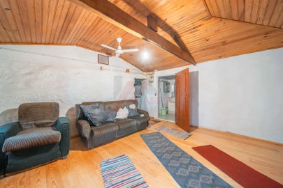 Moradia T2 para Venda em Travassos