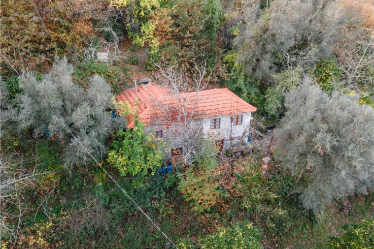 Moradia T2 para Venda em Travassos