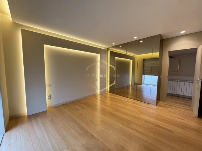 Apartamento T4 para Venda em Vila do Conde Foto 10