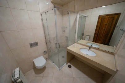 Apartamento T2 para Arrendamento em Creixomil