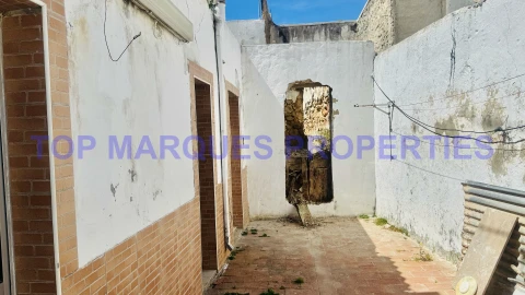 Moradia T3 para Venda em Olhão