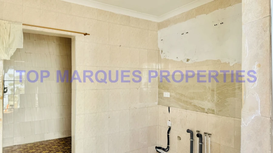 Moradia T3 para Venda em Olhão Foto 13