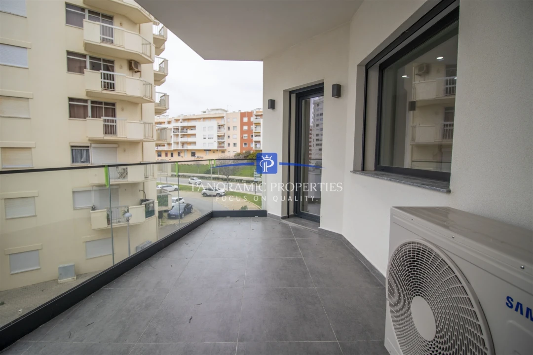 Apartamento T2 para Venda em Armação de Pera Foto 13