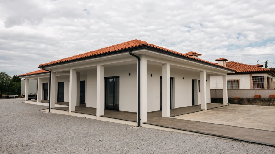 Moradia T3 para Venda em Raimonda