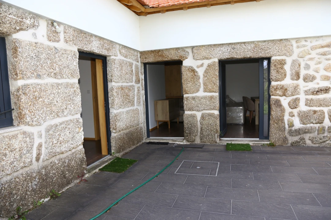 Moradia T2 para Venda em Lustosa e Barrosas (Santo Estêvão) Foto 6