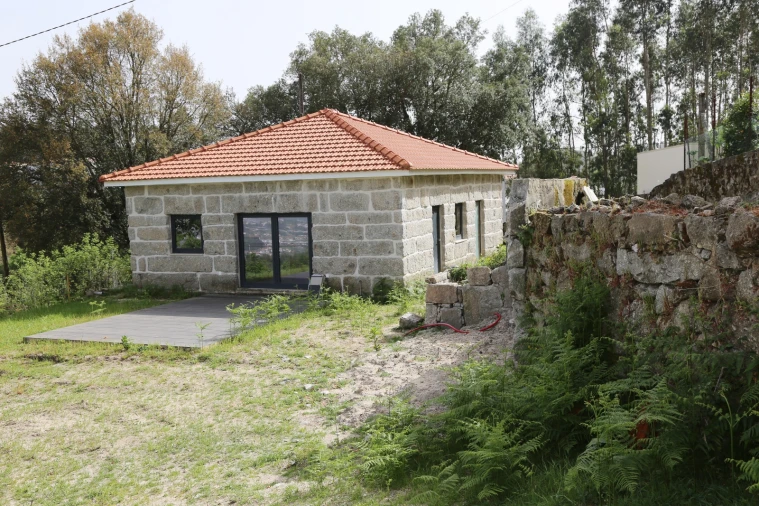 Moradia T2 para Venda em Lustosa e Barrosas (Santo Estêvão) Foto 3