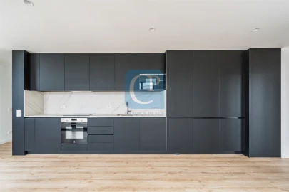 Apartamento T1 para Arrendamento em Paranhos