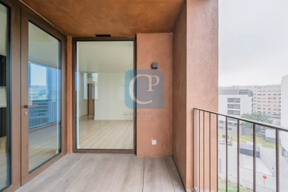 Apartamento T1 para Arrendamento em Paranhos