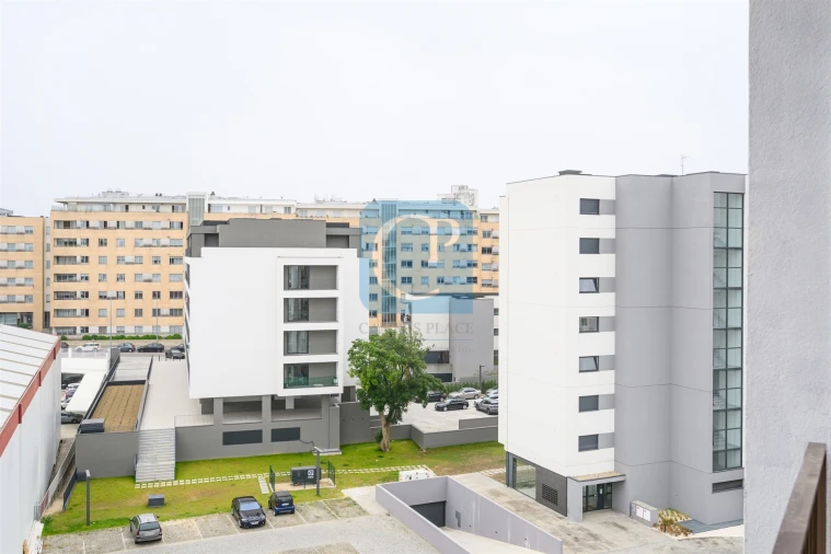 Apartamento T1 para Arrendamento em Paranhos Foto 20