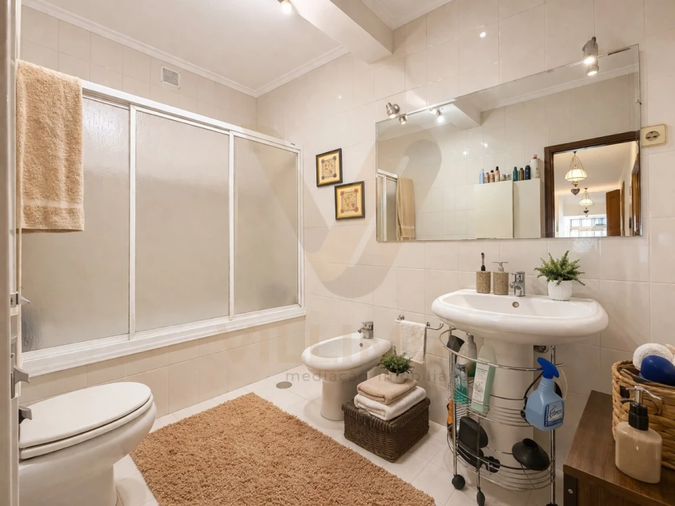 Moradia T3 para Venda em Ribeira Foto 19