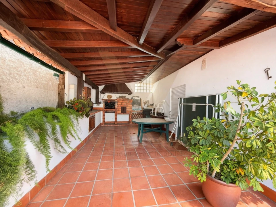 Moradia T3 para Venda em Ribeira Foto 5