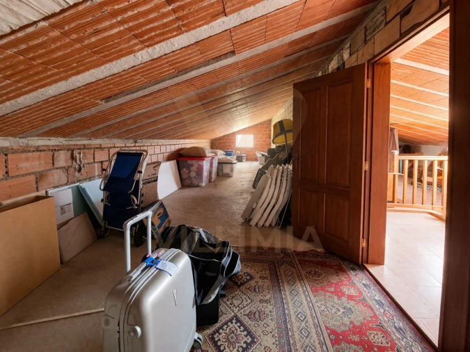 Moradia T3 para Venda em Ribeira Foto 33