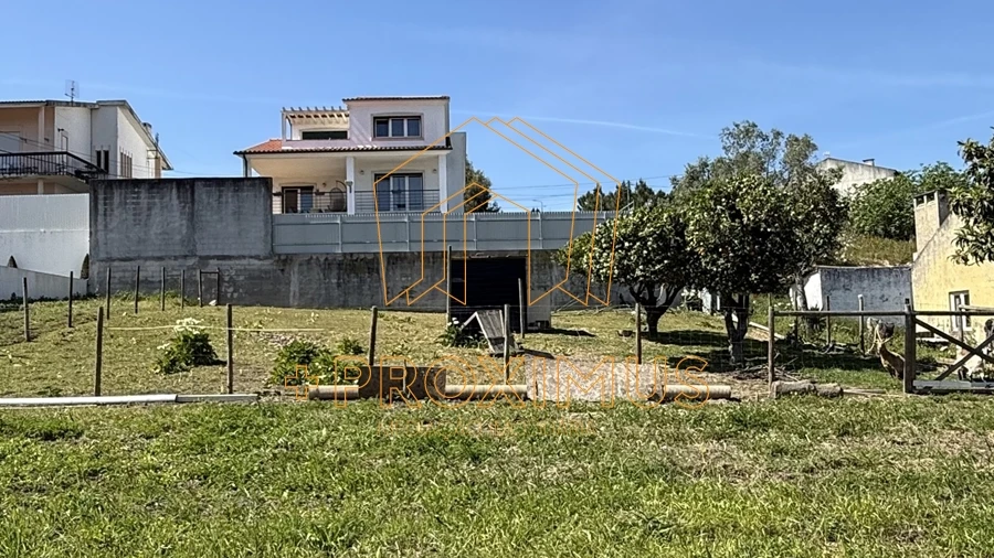 Terreno para Venda em Tavarede