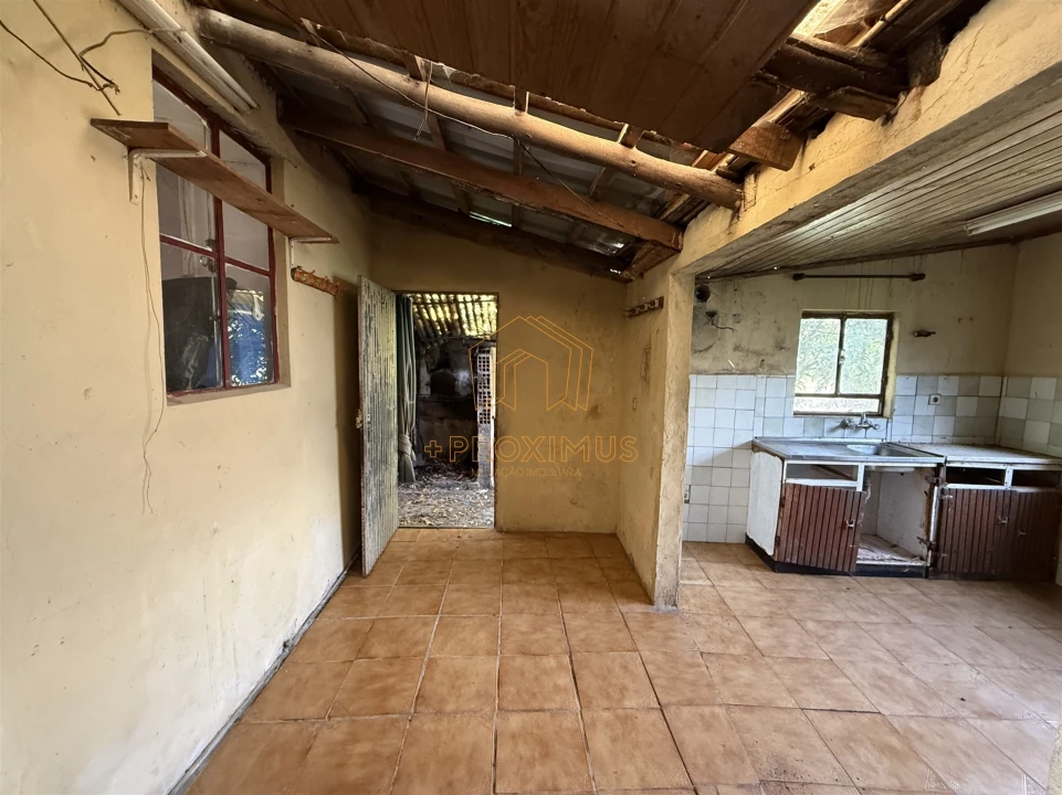 Moradia T2 para Venda em Paião Foto 16