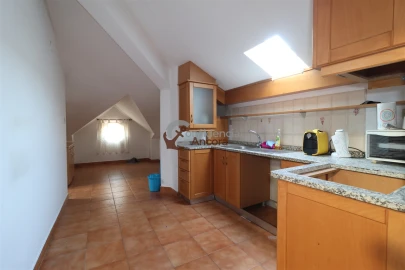 Apartamento T2 para Venda em Gouveia (São Pedro e São Julião)