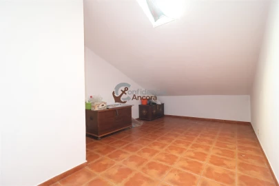 Apartamento T2 para Venda em Gouveia (São Pedro e São Julião)