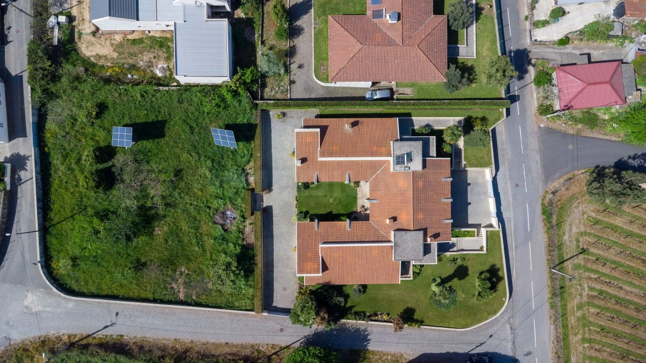 Moradia T4 para Venda em Louro Foto 28